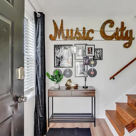 East Nash 12 Mins To Broadway Sleeps 6 Villa Nashville Exterior foto