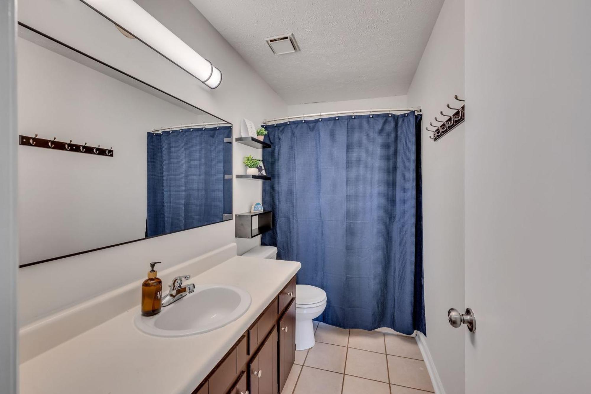 East Nash 12 Mins To Broadway Sleeps 6 * Nashville